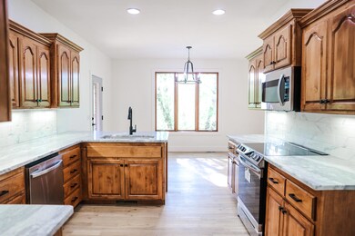 610 N Rockingham Ave, Nixa, MO 65714 - photo 7