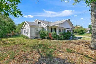 504 W Walnut St, Celina, TX 75009 - photo 4