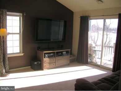 227 Allem Ln unit 227, Perkasie, PA 18944 - photo 4