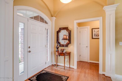 6216 Saskatchewan Dr, Louisville, KY 40228 - photo 5