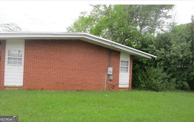 1982 S Riverview Cir, Albany, GA 31705 - photo 2