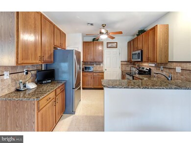 6 W Hunt Master Hollow unit 130, Glen Mills, PA 19342 - photo 6