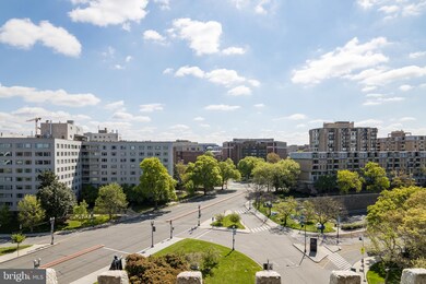 Watergate East Residences unit 1008-S, Washington, DC 20037 - photo 7