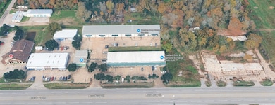 6731 W Broadway St, Brookside Vl, TX 77581 - photo 2