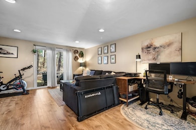 50 Edward J Roy Dr unit 10, Manchester, NH 03104 - photo 6