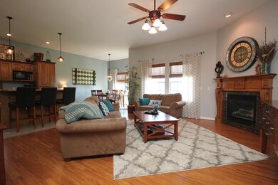 6 Open Living