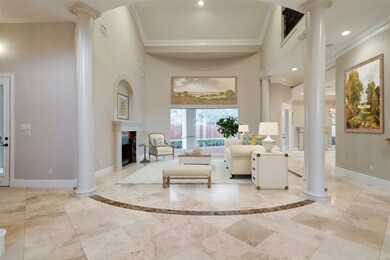 1315 Glenhilshire Dr, Houston, TX 77055 - photo 3