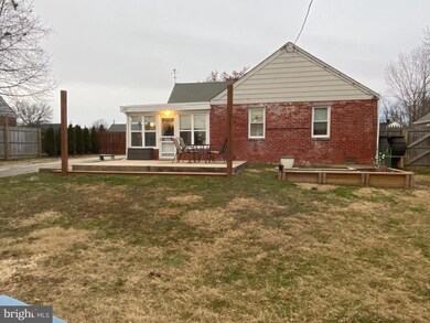 12 James Rd, Broomall, PA 19008 - photo 2