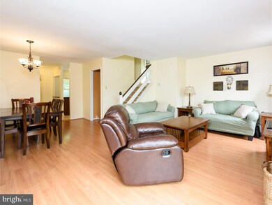 664 Kenney Ln, Brookhaven, PA 19015 - photo 4