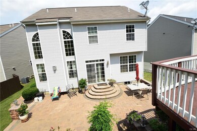 2425 S Front St, Allentown, PA 18103 - photo 7