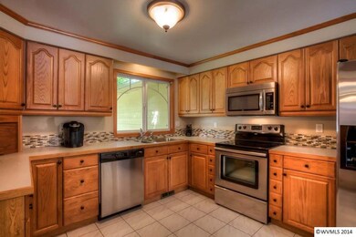 1340 Neahkahnie St SE, Salem, OR 97306 - photo 3