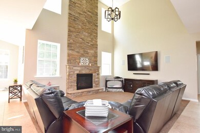 1001 Weston Dr, Williamstown, NJ 08094 - photo 4