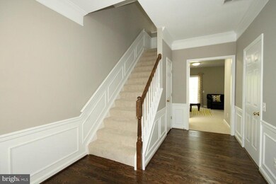 47693 Sandbank Square, Sterling, VA 20165 - photo 2