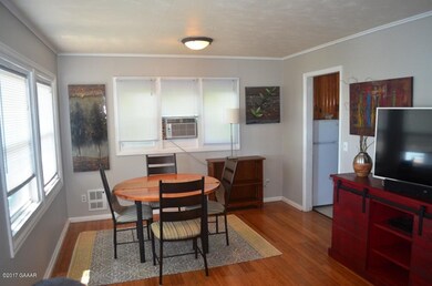 Dining Area2