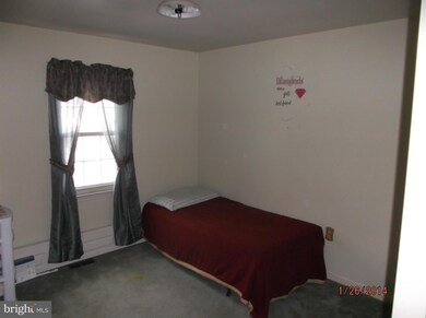 13428 Buchanan Dr, Fort Washington, MD 20744 - photo 6