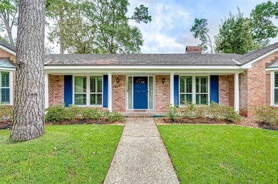 10227 Pine Forest Rd, Houston, TX 77042 - photo 2