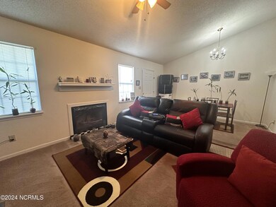 Living Room (4)