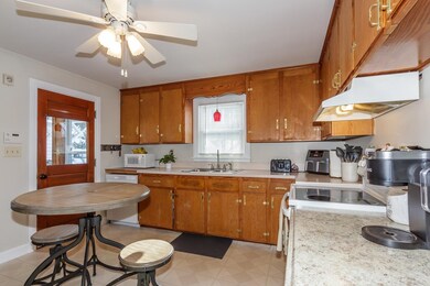 19 Als Ave, Allenstown, NH 03275 - photo 7