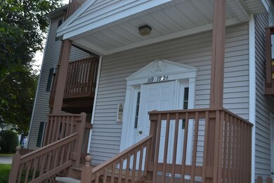 369 Aiken Ave unit 21, Lowell, MA 01850 - photo 2