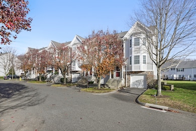 1406 Pinnacle Way unit 1406, Danbury, CT 06811 - photo 3