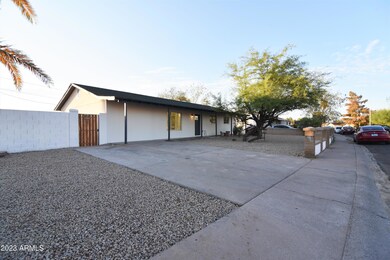 3037 N 40th Dr, Phoenix, AZ 85019 - photo 3