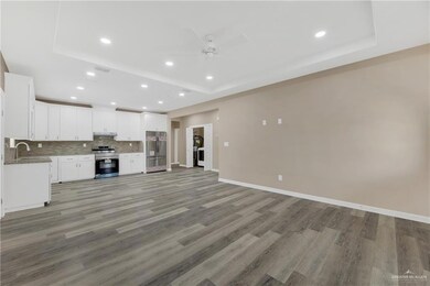 113 Colorado St, Donna, TX 78537 - photo 4