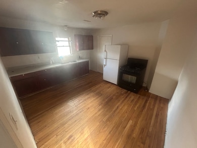 1021 7th St, Rockford, IL 61104 - photo 5