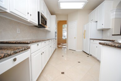 17006 Sandestine Dr, Houston, TX 77095 - photo 7