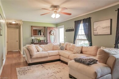 4954 Ridgeview Rd, High Point, NC 27263 - photo 4