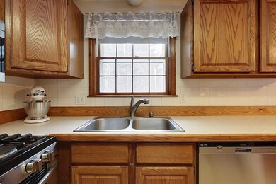 27 Spaulding St, Townsend, MA 01469 - photo 4