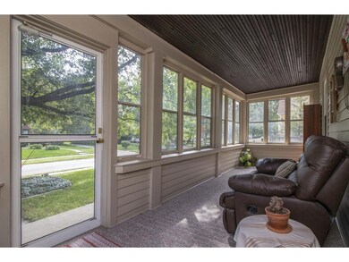 750 34th St, Des Moines, IA 50312 - photo 2