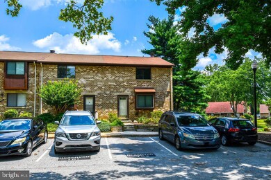 7015 Knighthood Ln, Columbia, MD 21045 - photo 2