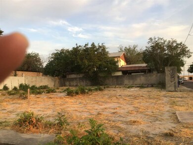 101 Corpus Christi St, Laredo, TX 78040 - photo 3