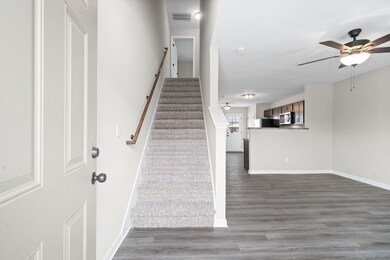 931 Professional Park Dr unit 2D, Clarksville, TN 37040 - photo 3