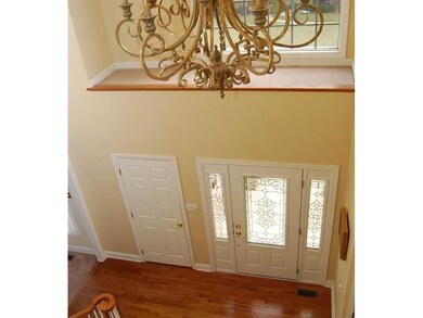 Entry/Foyer.
