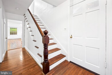 1717 Circle Rd, Towson, MD 21204 - photo 4