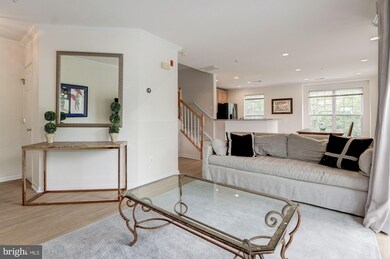 11214 Edson Park Place unit 15, Rockville, MD 20852 - photo 4
