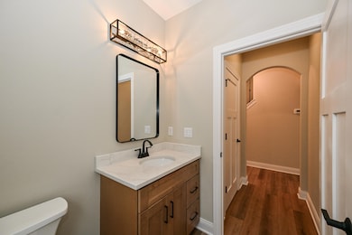 11388 W Tess Creek St, Franklin, WI 53132 - photo 6