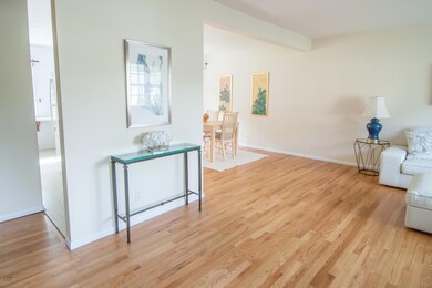 4 Gard Ct, Greenwich, CT 06831 - photo 2