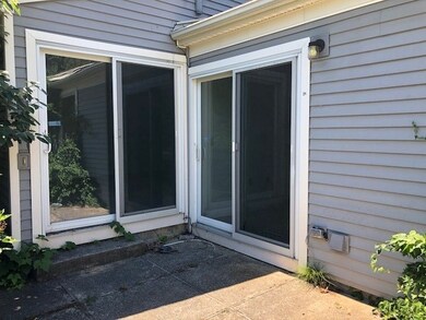 21 Walden Pond Dr, Nashua, NH 03064 - photo 2