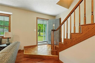 8025 Woodstone St, Lenexa, KS 66219 - photo 5