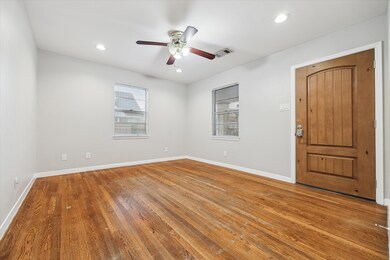 911 Kern St, Houston, TX 77009 - photo 6
