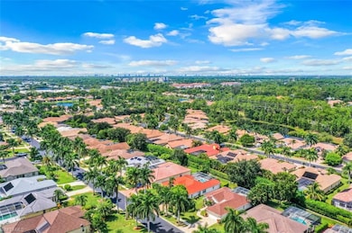 Birds eye view of property