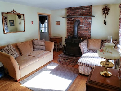 9 Wilkele Rd, Sandown, NH 03873 - photo 3