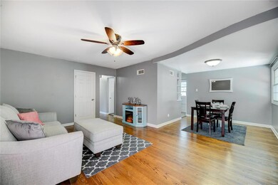 Living Room/Dining Room