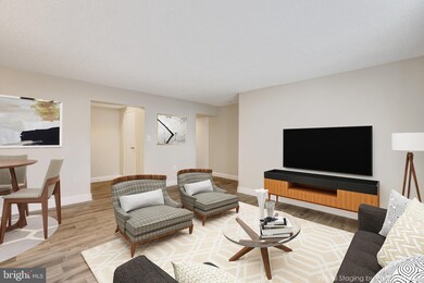 7630 Tomlinson Ave unit 11, Cabin John, MD 20818 - photo 2