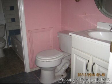 5490 Aspen Ct, Fayetteville, NC 28314 - photo 5