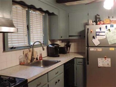 102 Captain Standish Dr, Abington, MA 02351 - photo 7