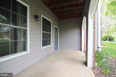 46602 Ellicott Square unit 103, Sterling, VA 20165 - photo 2