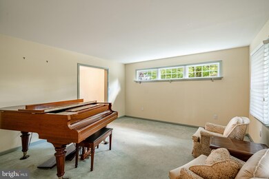 17 Doe Run Ln, Pottstown, PA 19464 - photo 5